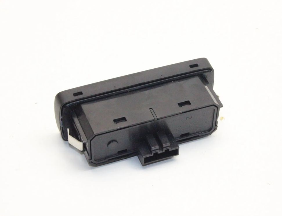 VOLVO XC60 2 generation (2017-2024) Кнопка открывания задней крышки 31376510,P31376510 27936070