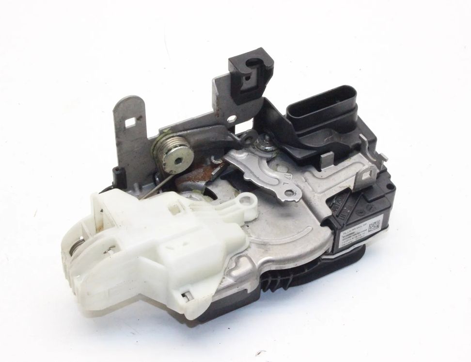 VOLVO V40 2 generation (2012-2020) Aizmugurējo kreiso durvju slēdzene 31391826 27936987