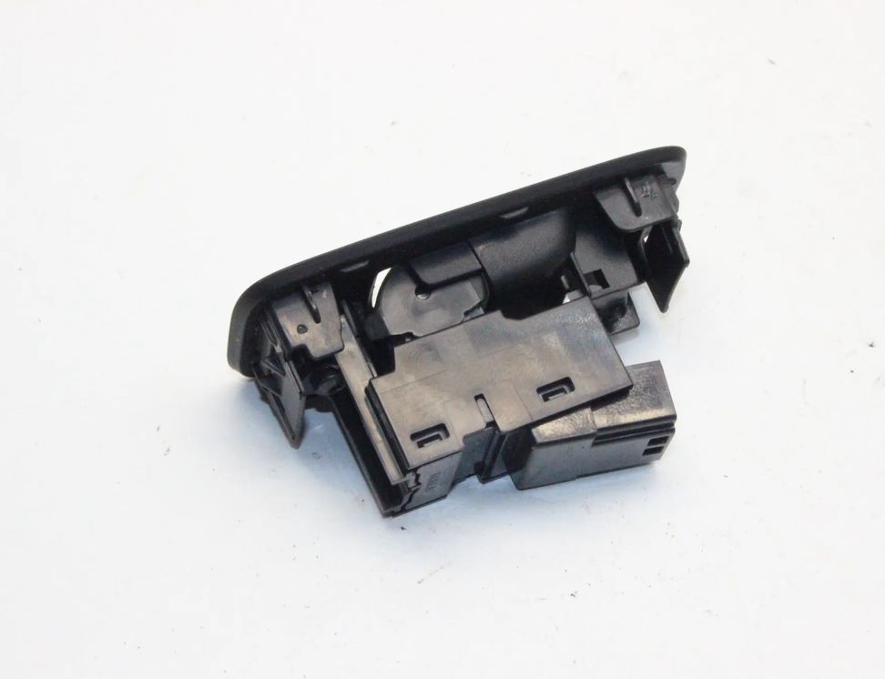 VOLVO V40 2 generation (2012-2020) Pogas 31394840 27937096