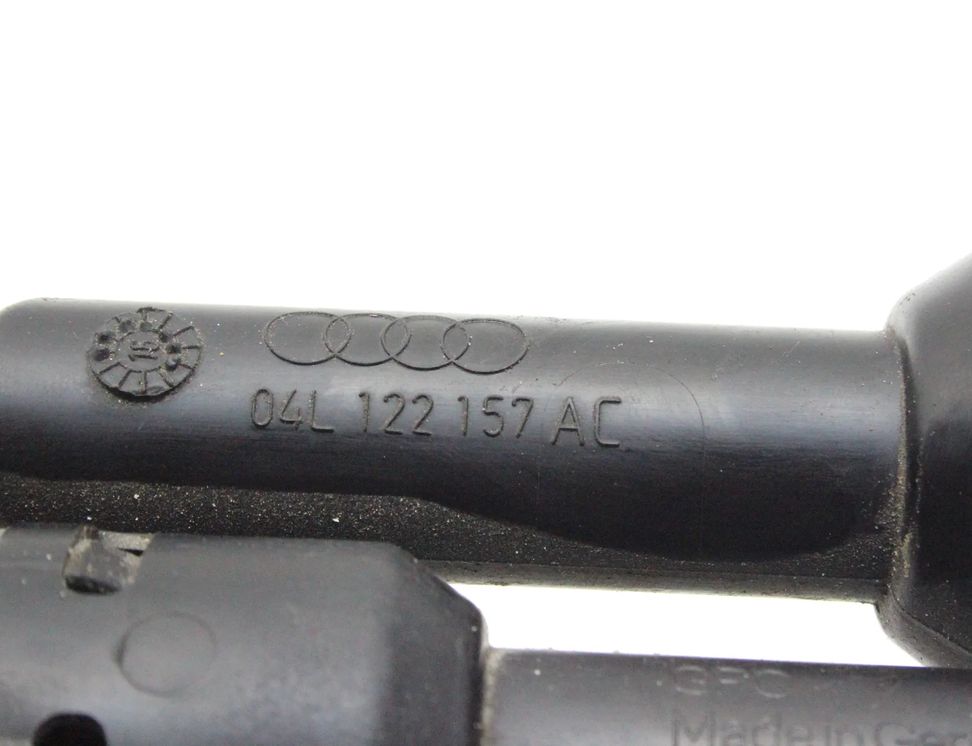 AUDI Q5 FY (2016-2024) Dzesēšanas šļauka / truba 04L122157AC 28373409