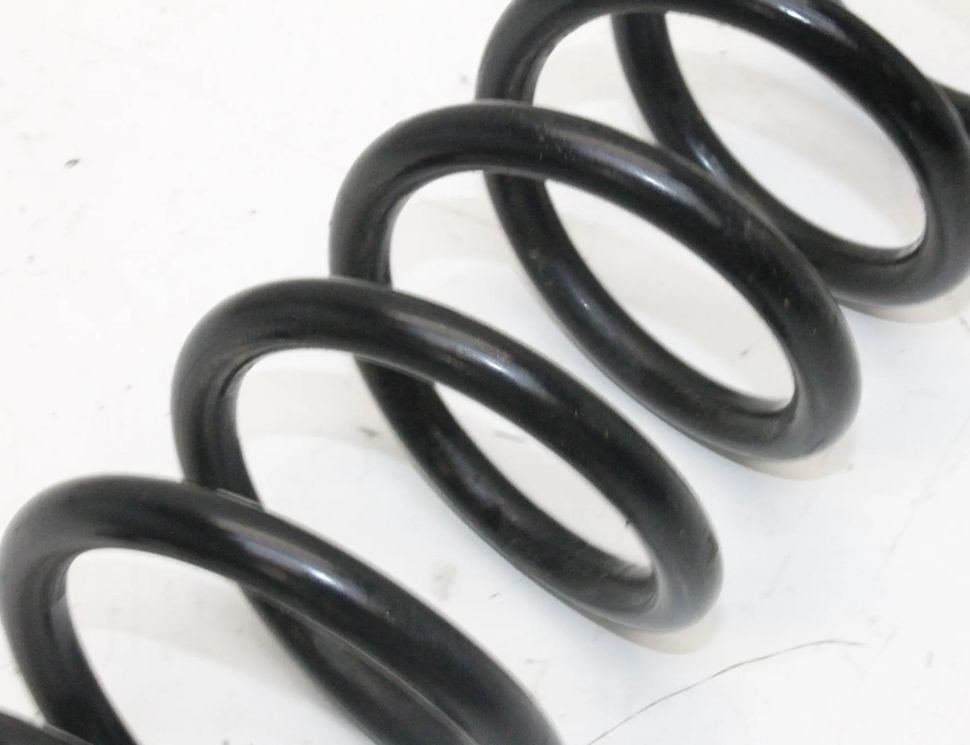 SKODA Kodiaq 1 generation (2017-2024) Aizmugurējā labā amartizātora atspere 5QF511115 28536843