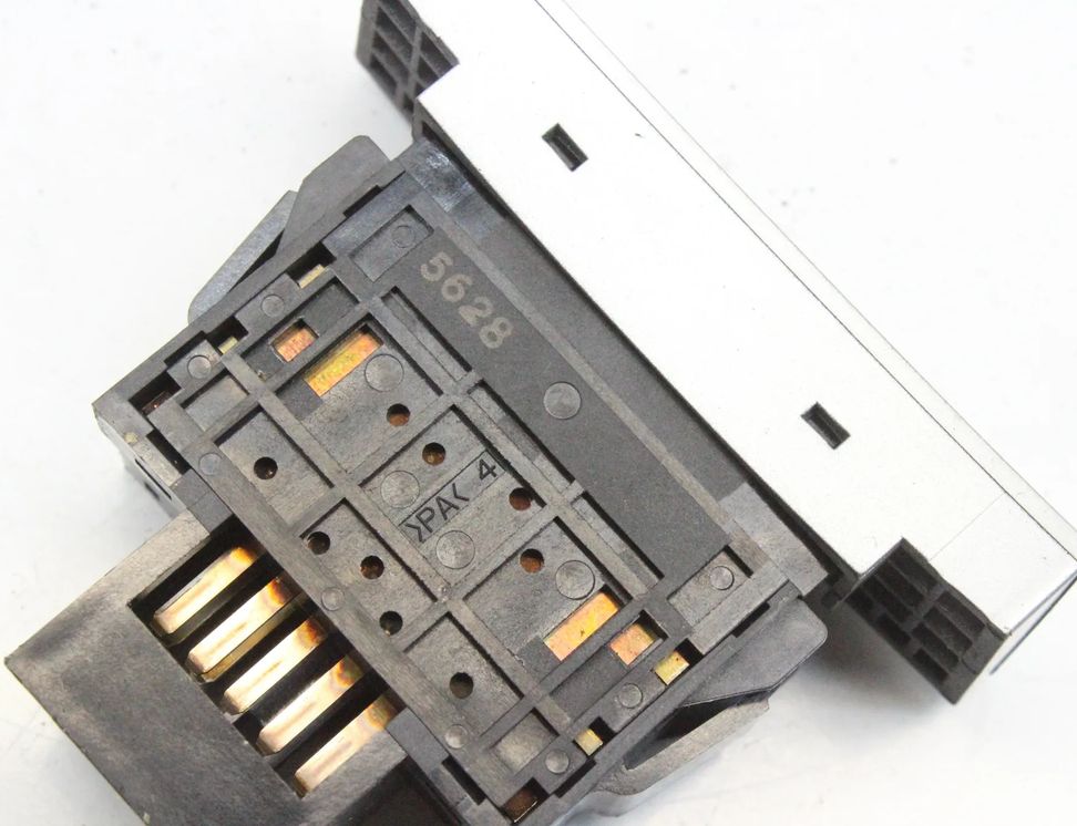 MITSUBISHI Outlander 3 generation (2012-2023) Stāvbremzes poga 29005714