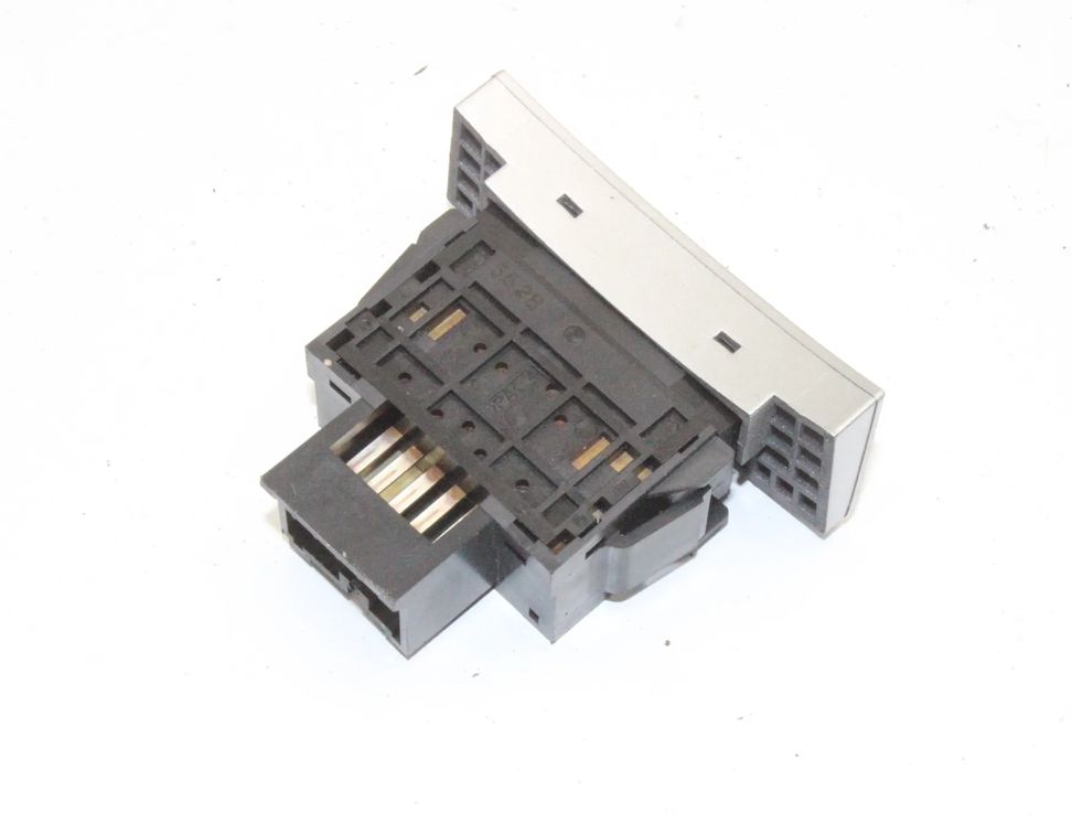 MITSUBISHI Outlander 3 generation (2012-2023) Stāvbremzes poga 29005714