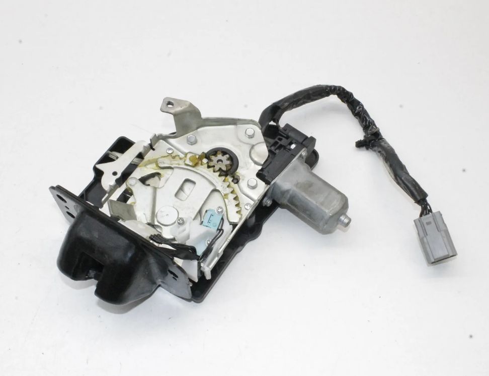 FORD Kuga 2 generation (2013-2020) Aizmugurējā bagāžnieka slēdzene CV44-7843102-B 29790481