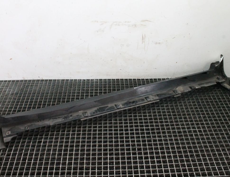 NISSAN X-Trail T32 (2013-2022) Kreisās puses dekoratīvā plastmasas sliekšņu uzlika 768514CE0A 29814022