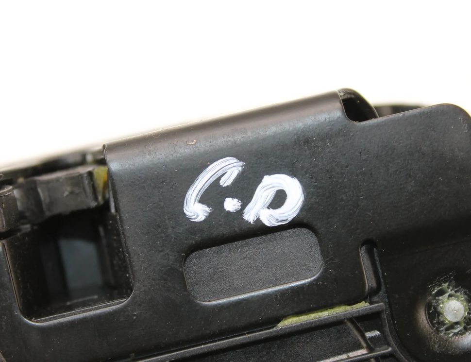 VOLKSWAGEN Passat CC 1 generation (2008-2017) Aizmugurējā labā durvju slēdzene 5N0839016G 29836544