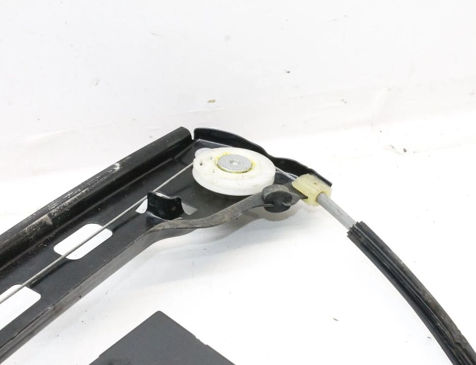 VOLKSWAGEN Passat CC 1 generation (2008-2017) Front Left Door Window Regulator 3C8959702 29836777