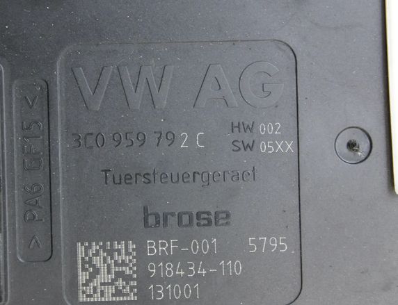 VOLKSWAGEN Passat CC 1 generation (2008-2017) Front Left Door Window Regulator 3C8959702 29836777