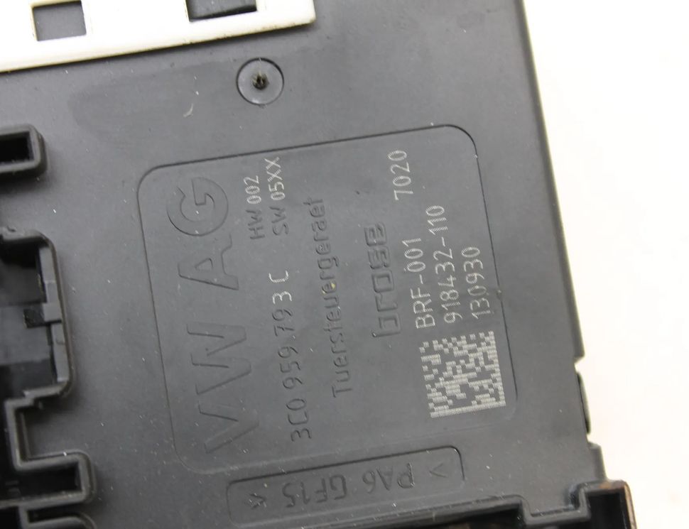 VOLKSWAGEN Passat CC 1 generation (2008-2017) Priekšējo labo durvju logu pacēlājs 3C8959701 29836783