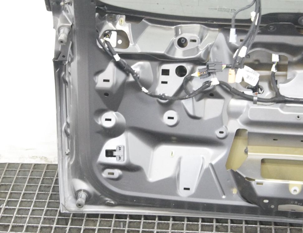 PEUGEOT 2008 2 generation (2019-2023) Крышка багажника 31232197