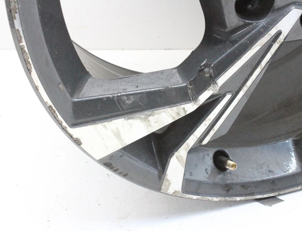 AUDI A3 8Y (2020-2024) Ritenis 8Y0601025H 31886996