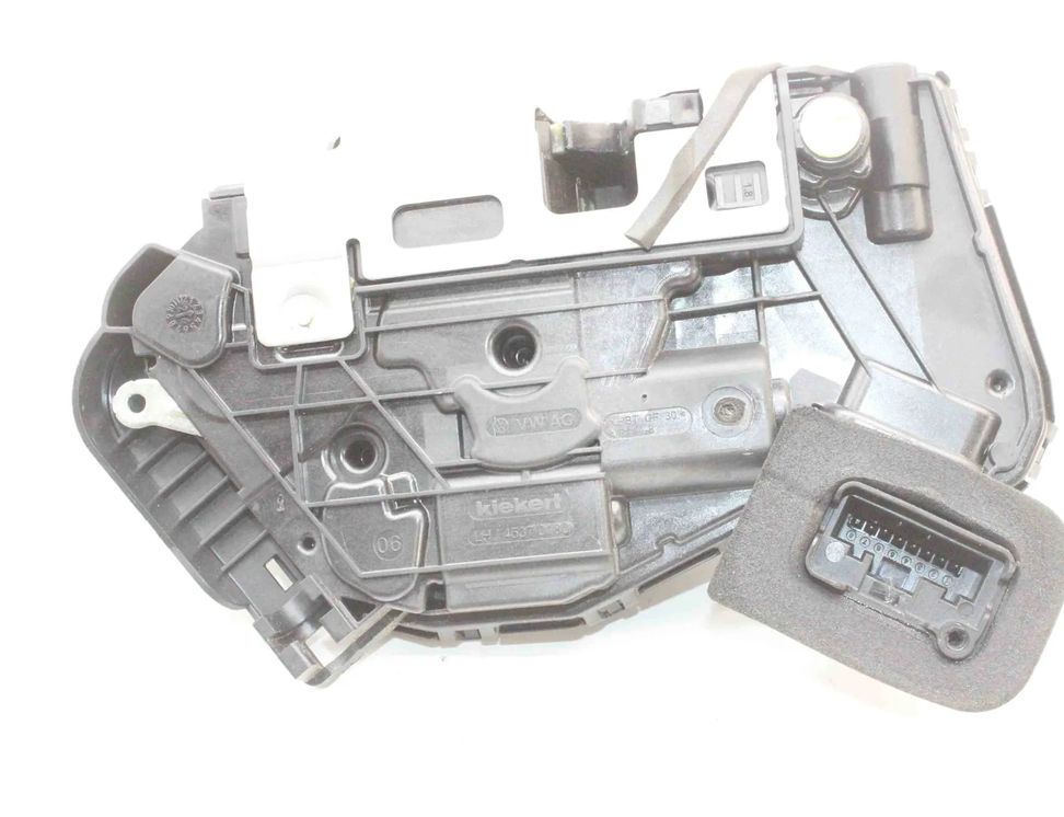 SEAT Ateca 1 generation (2016-2024) Rear Left Door Lock 5TA839015P 32712124