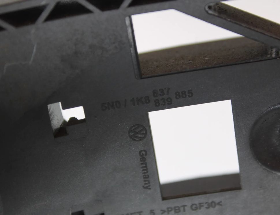 SEAT Leon 3 generation (2012-2020) Наружная ручка задней правой двери 5N0839885H 32755696