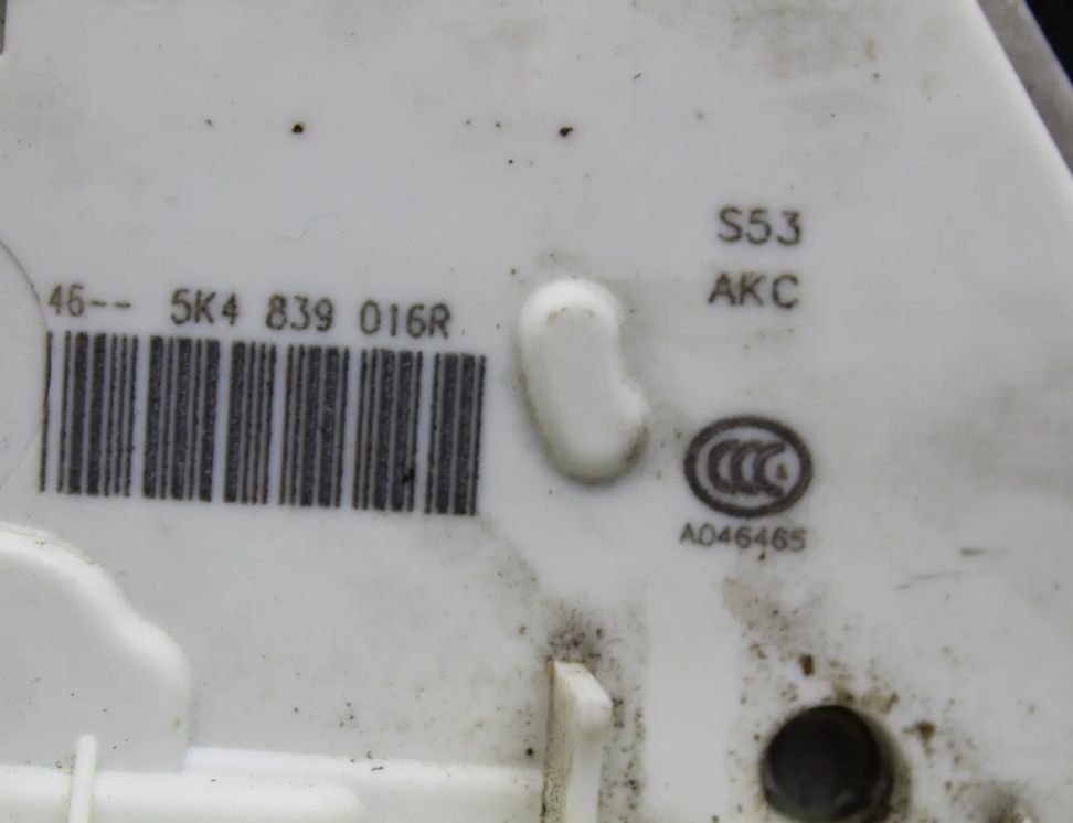 VOLKSWAGEN Golf 7 generation (2012-2024) Rear Right Door Lock 5K4839016R 32984447