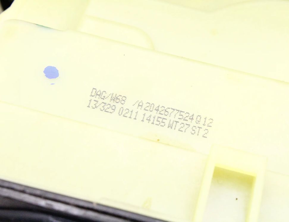 MERCEDES-BENZ C-Class W204/S204/C204 (2004-2015) Кулиса A2042677524 32998275