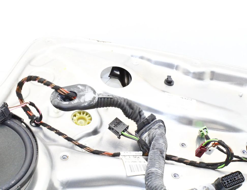 MERCEDES-BENZ C-Class W204/S204/C204 (2004-2015) Стеклоподъемник задней правой двери A2048204302 32998436