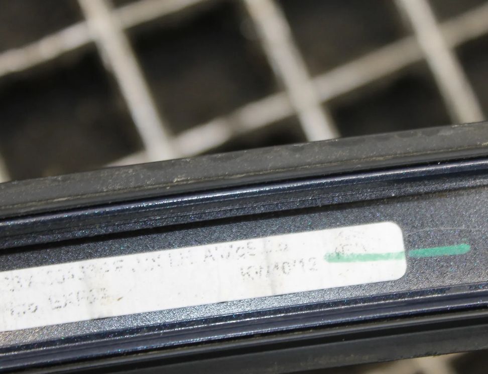 JAGUAR XF 1 generation (2011-2016) Right Side Roof Strip Trim 8X23-A50462-AF,8X23-A50463-AF 33057829