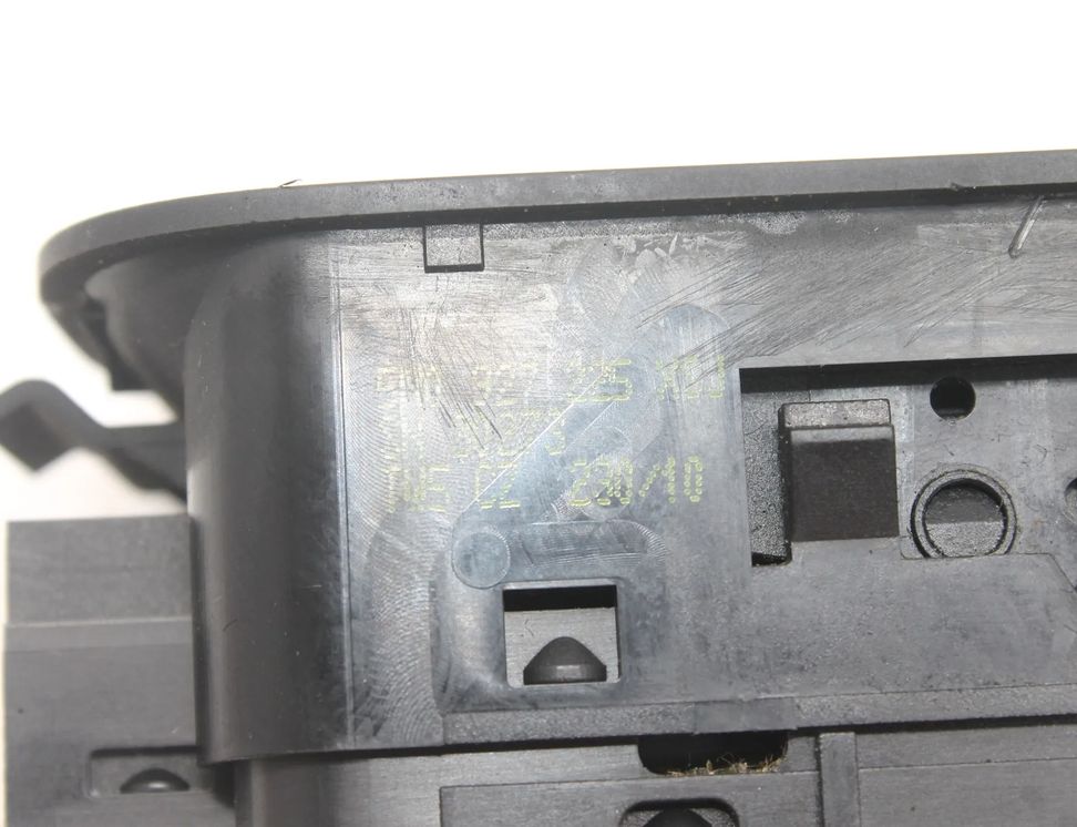 VOLKSWAGEN Sharan 2 generation (2010-2024) Stāvbremzes poga 5N0927225 33067608