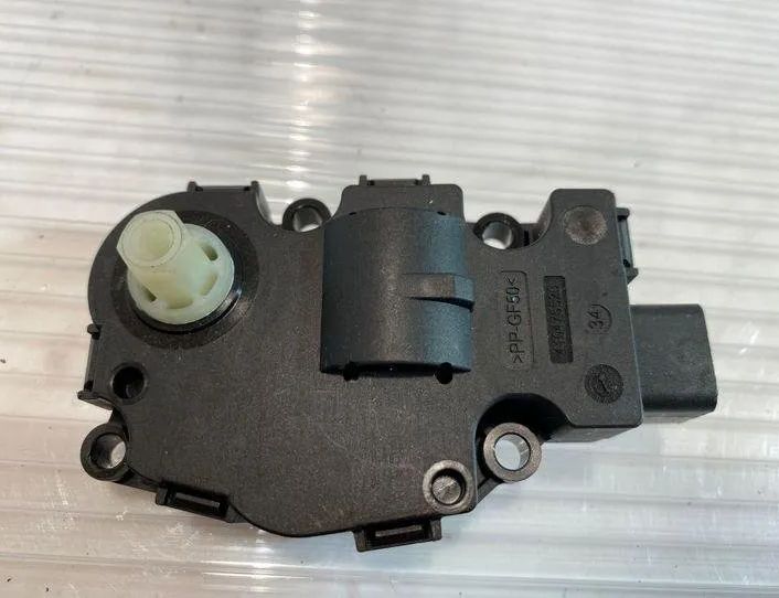 AUDI A4 B8/8K (2011-2016) Interior Heater Flap Motor Actuator EFB330,21022008,K9749004 18123736