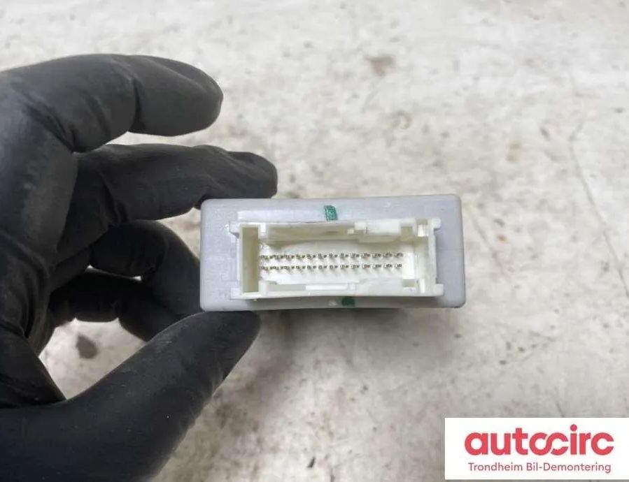 BMW X5 F15 (2013-2018)  пневматические амортизаторы 37146860387,37146860387,6860387 30859040