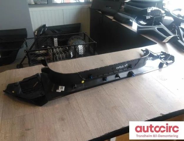 PORSCHE Taycan 1 generation (2019-2023) Другие внутренние детали 9j1863381e,9j1867269am,9j1863381c1e0 31695913