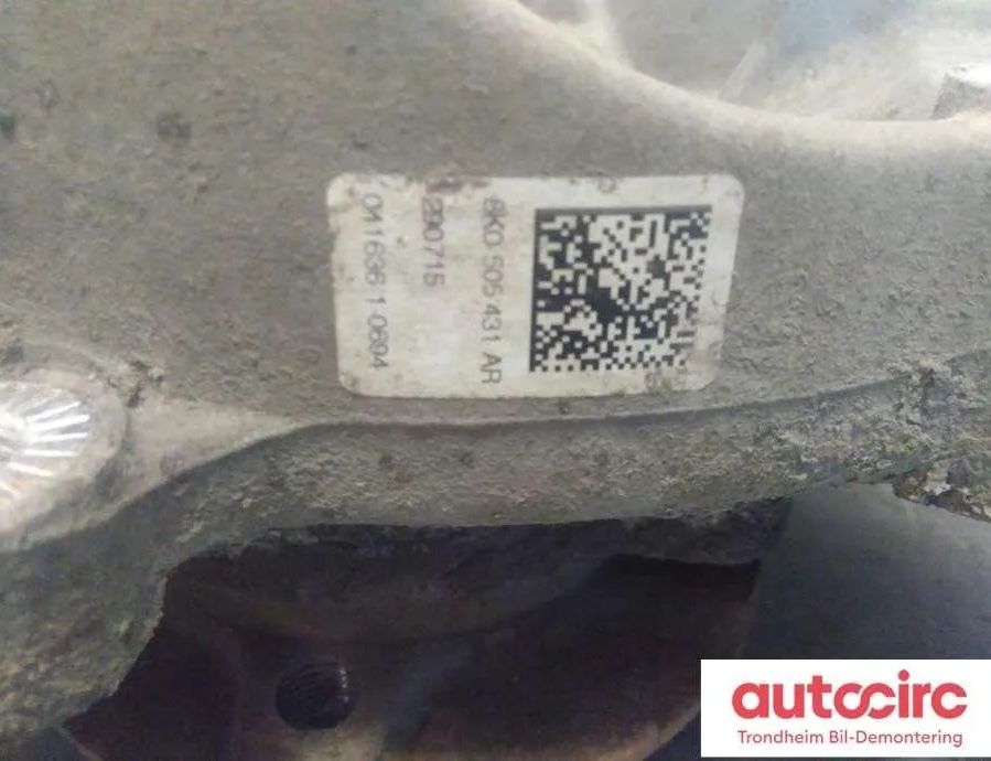 AUDI A4 allroad B8 (2009-2015) Aizmugurējā kreisā pusass 8k0505431ar,8k0505431ah 32076416