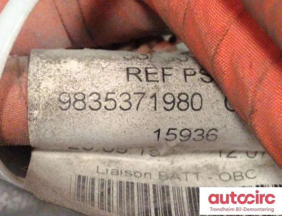 PEUGEOT 508 2 generation (2018-2023) Augstsprieguma aizdedzes vads (svečvads) 9835371980 32077563