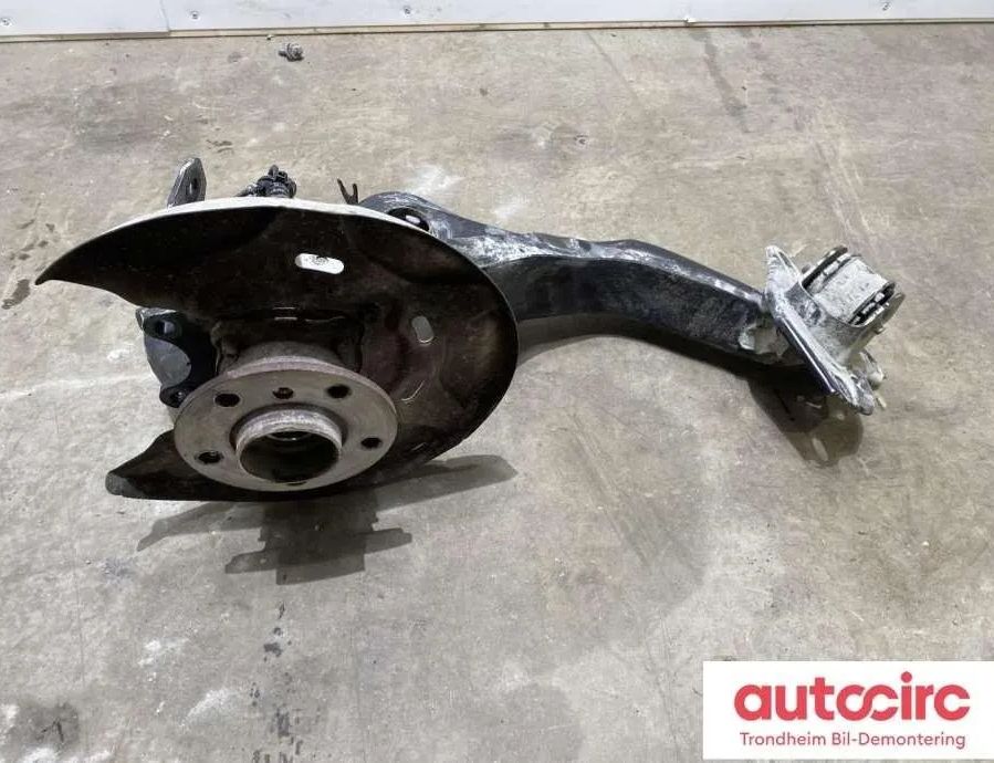 BMW X2 F39 (2017-2023) Rear Axle 33308842880 32082946