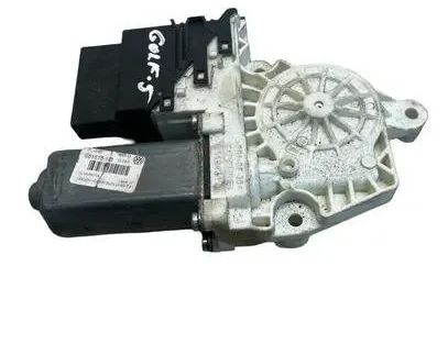 VOLKSWAGEN Golf 5 generation (2003-2009) Aizmugurējo kreiso durvju loga pacēlāja motorīts 975281200,051005,05074675 24413723