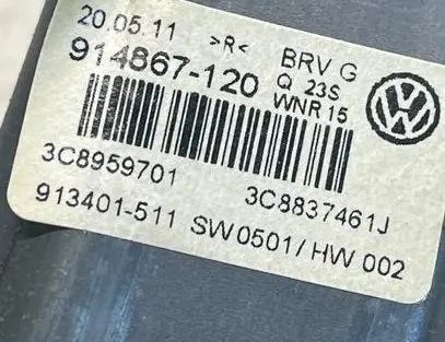 VOLKSWAGEN Passat CC 1 generation (2008-2017) Маторчик стеклоподъемника передней левой двери 3C8837461J,914867120,3C8959701 24429331