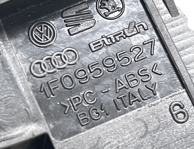 VOLKSWAGEN Touran 1 generation (2003-2015) Degvielas tvertnes atvēršanas slēdzis 1F0959527 24969260