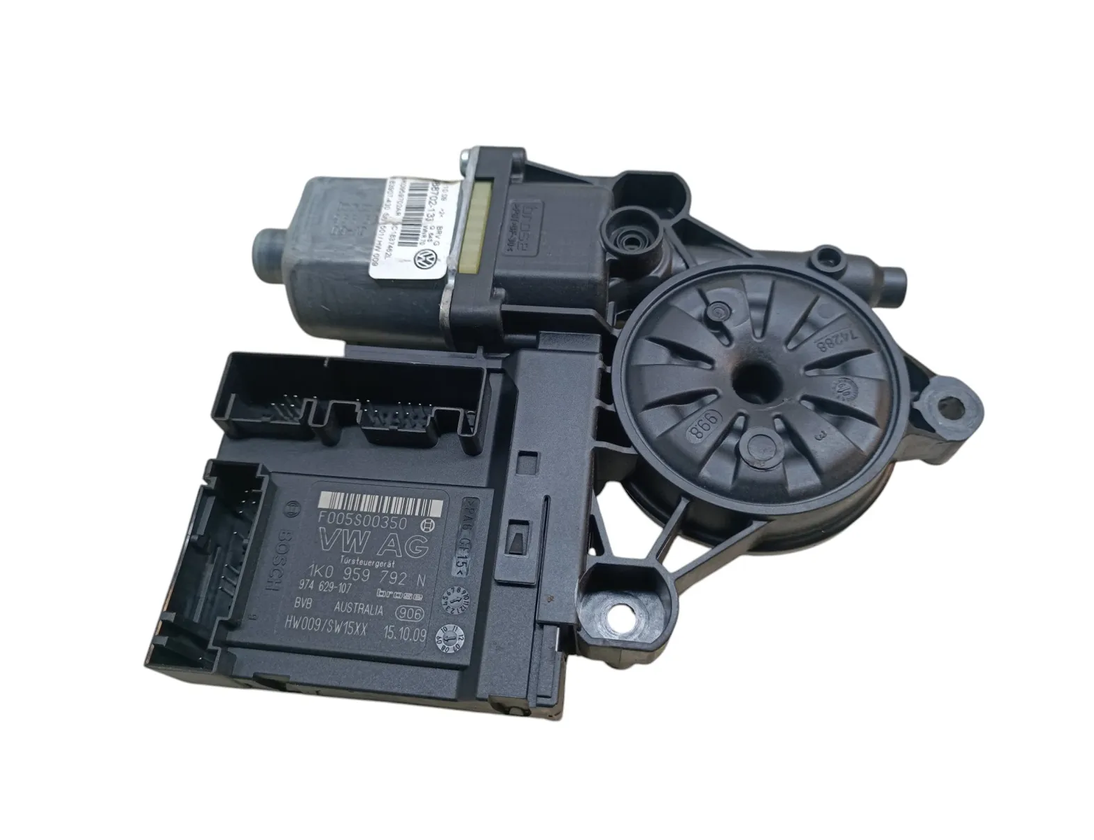 VOLKSWAGEN Passat B6 (2005-2010) Priekšējo labo durvju logu pacelšanas motorīts 1k0959792n 27873812