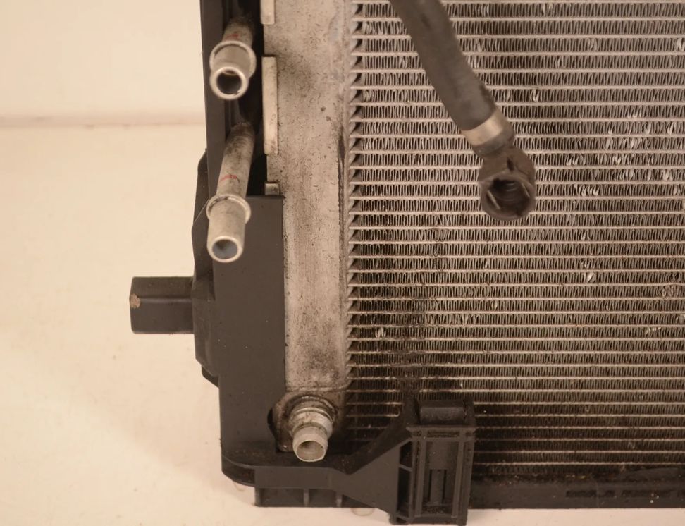 BMW 7 Series F01/F02 (2008-2015) Система охлаждения 7587551,17117576827 10398755