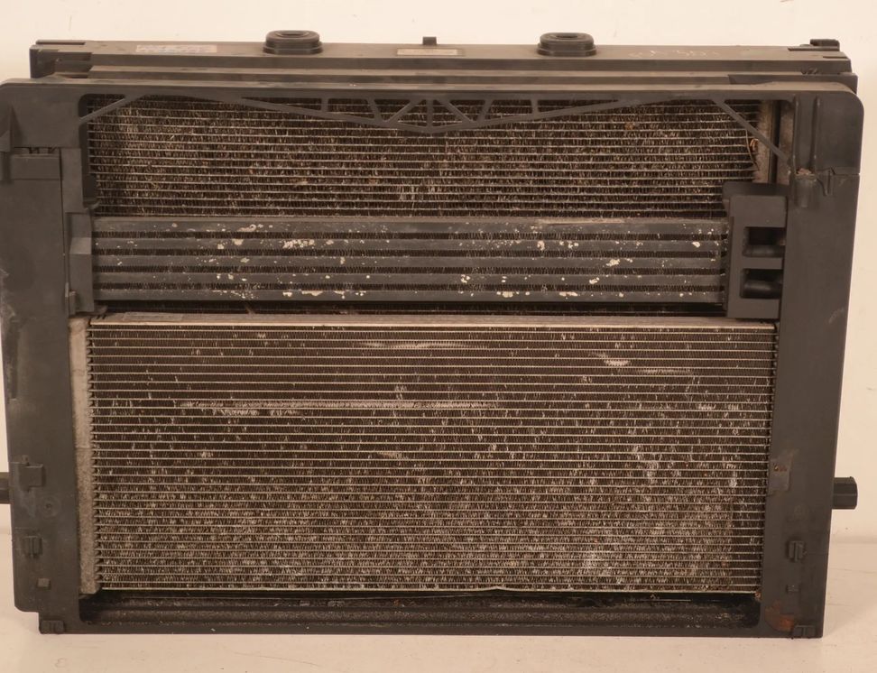 BMW 7 Series F01/F02 (2008-2015) Система охлаждения 7587551,17117576827 10398755