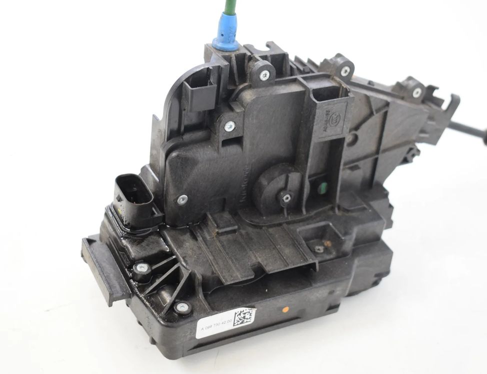 MERCEDES-BENZ C-Class W205/S205/C205 (2014-2023) Aizmugurējā labā durvju slēdzene A0997304200 11130133