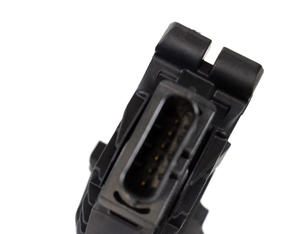 VOLKSWAGEN Passat B8 (2014-2023) Akseleratora / gāzes pedālis 5Q1723503H 11541261