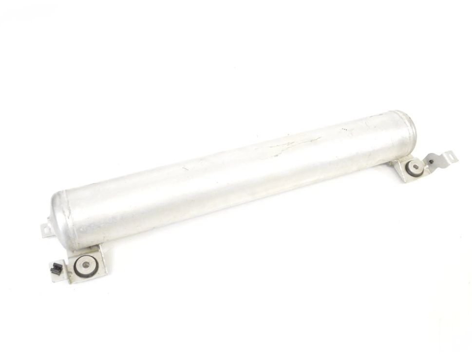 MASERATI Levante 1 generation (2016-2024) Gaisa rezervuārs 6700375220 13445947