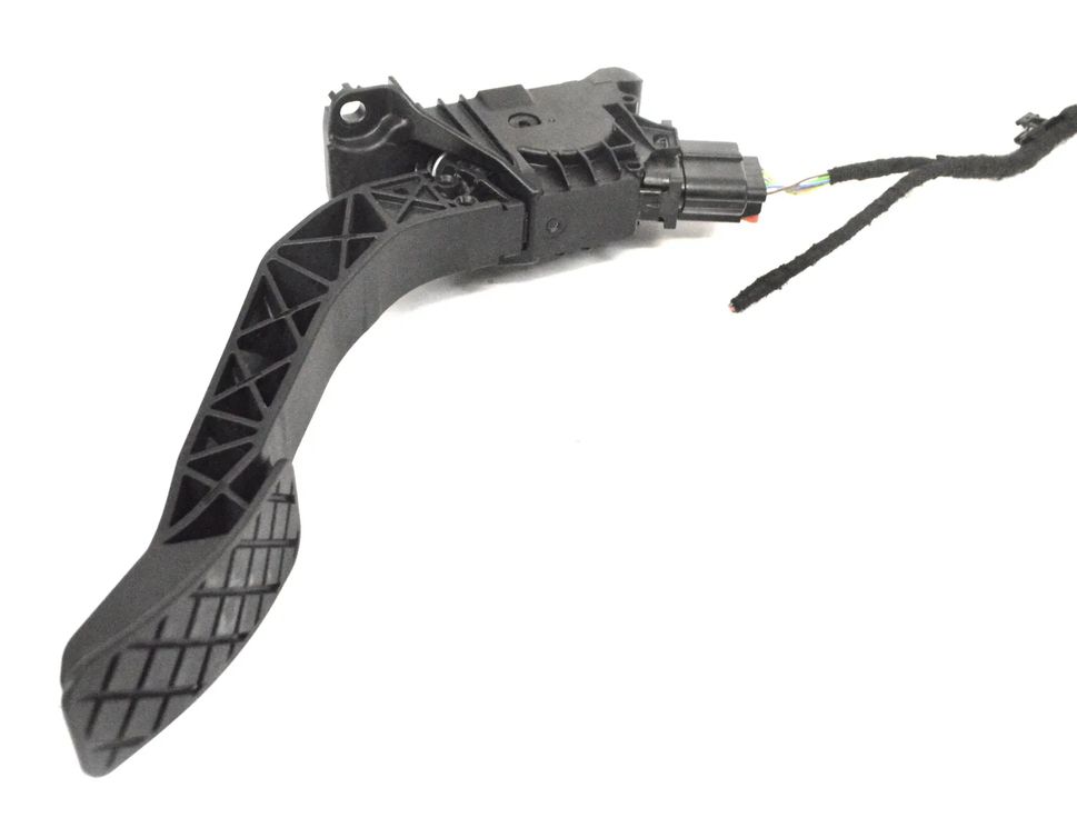 VOLKSWAGEN T-Roc 1 generation (2017-2024) Akseleratora / gāzes pedālis 5Q2723503F 13961225