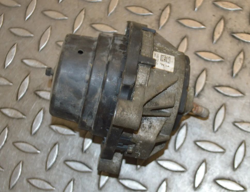 BMW X4 F26 (2014-2018) Left Side Engine Mount 6855721 14263762