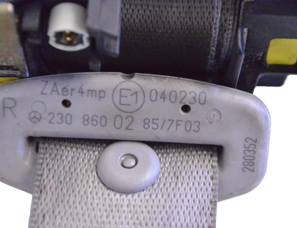 MERCEDES-BENZ SL-Class R230 (2001-2011) Priekšējā labā drošības josta 33015929F,A2308600285 15507257