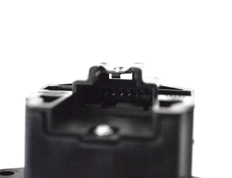 LAND ROVER Range Rover Evoque L538 (1 gen) (2011-2020) Stāvbremzes poga GJ32-2B623-AA 15530649