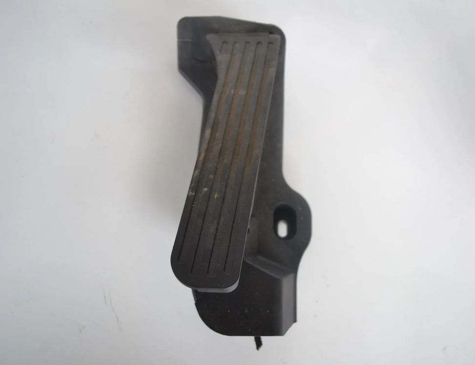 VOLKSWAGEN Tiguan 1 generation (2007-2017) Throttle Pedal 65102100RLAG 1631234