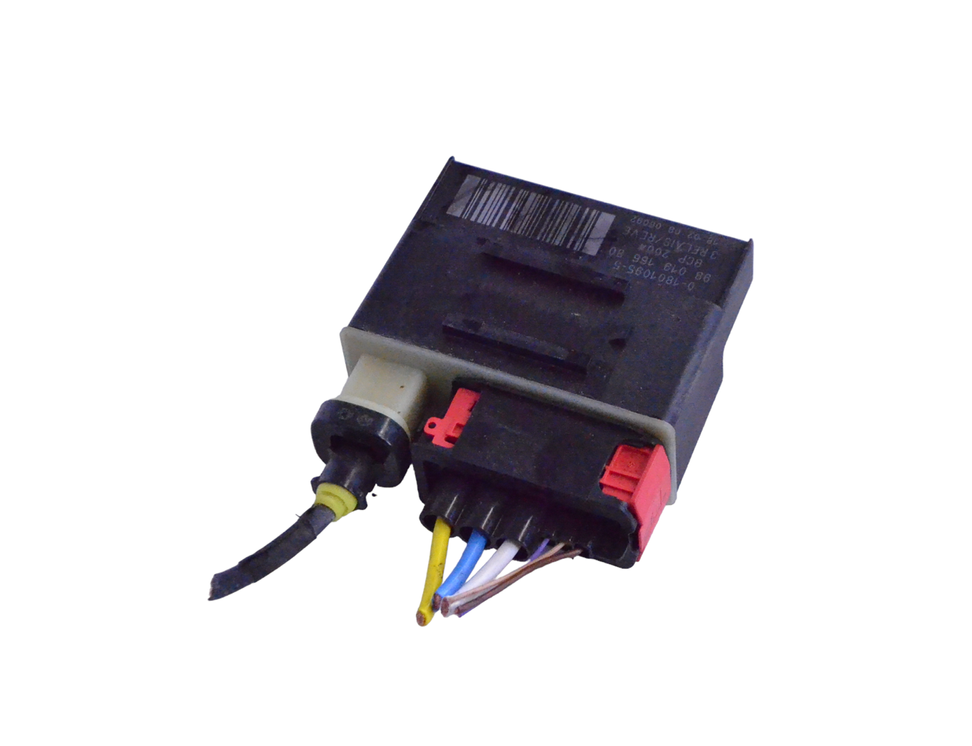PEUGEOT 3008 2 generation (2017-2023) Реле вентилятора охлаждения 9801916680 17743603