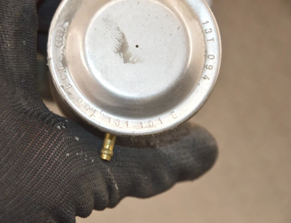 AUDI A6 C7/4G (2010-2020) EGR Valve 06E131101E 18792101