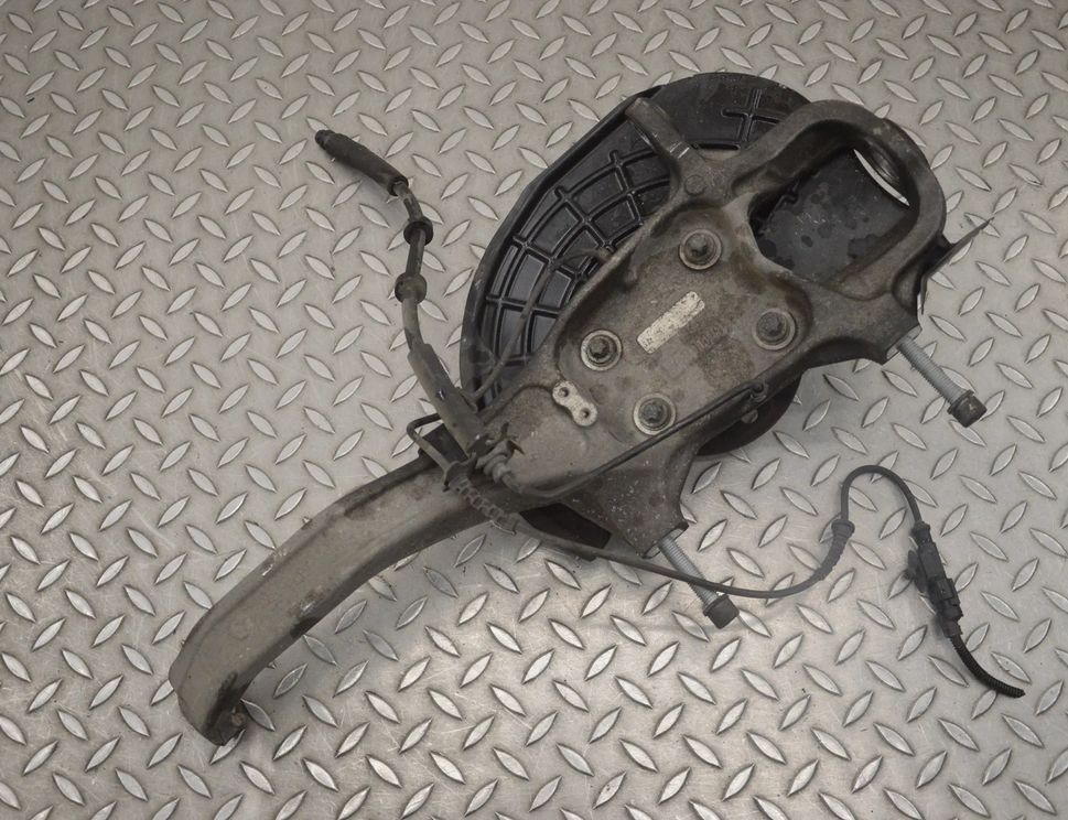 MASERATI Ghibli 3 generation (2013-2024) Priekšējā labā riteņa rumbas vārpsta/stupica 670001806 21245506