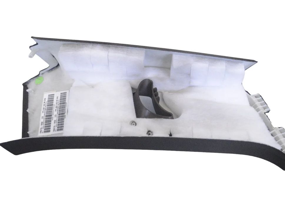 PORSCHE Cayenne 958 (2010-2018) Стойка правой стороны 7P5867242,7P5867242M 23719152