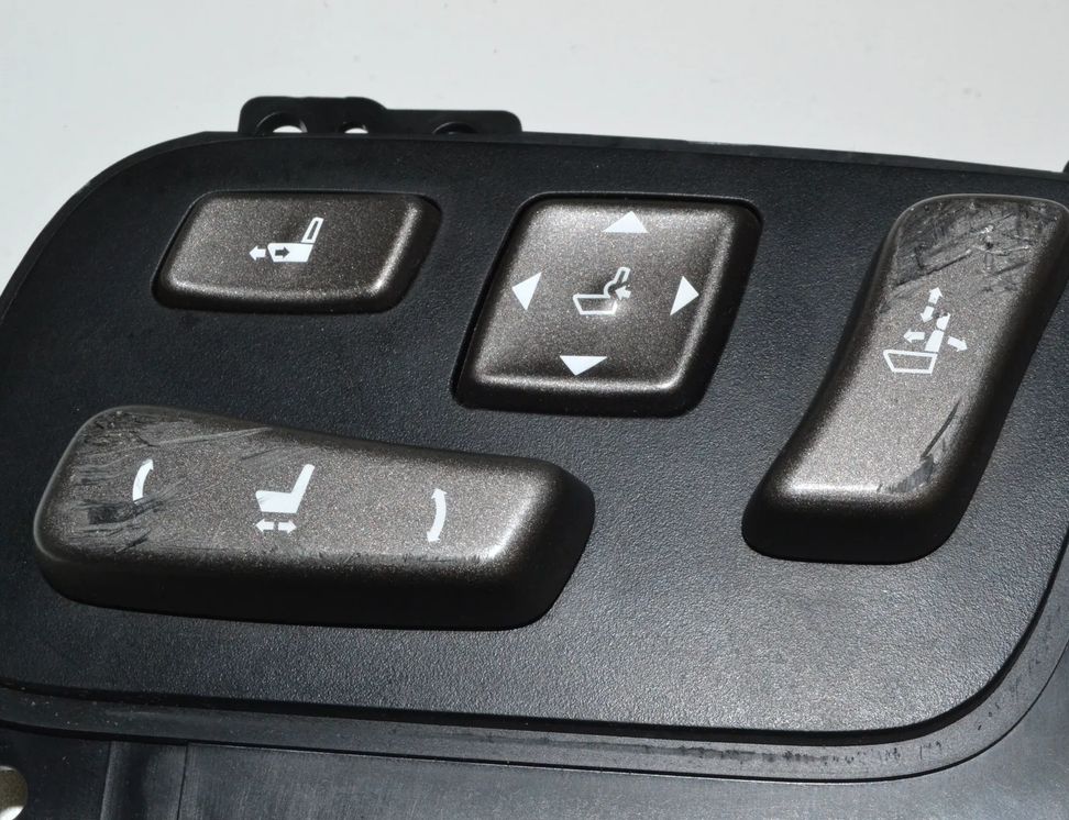 LEXUS LS 4 generation (2006-2020) Priekšējā kreisā sēdekļa vadības bloks 89713-50110 2481108