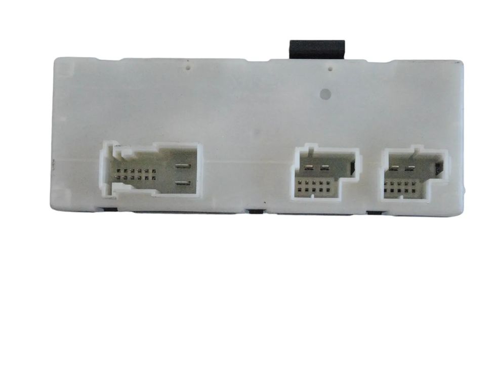 BMW X3 G01 (2017-2024) Блок управления крышки багажника 8739634 26304097