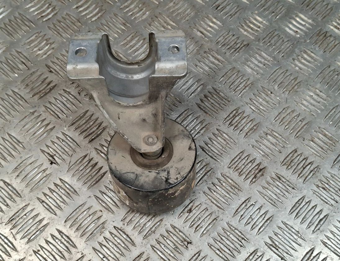 BMW 5 Series F10/F11 (2009-2017) Задний правый кронштейн стабилизатора 6796945,6796559 31969402