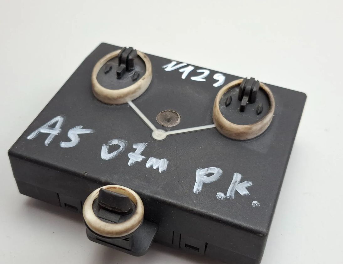 AUDI A5 Sportback 8T (2009-2011) Блок управления дверей передние левые 8T0959792J,8T0959792D 32146680